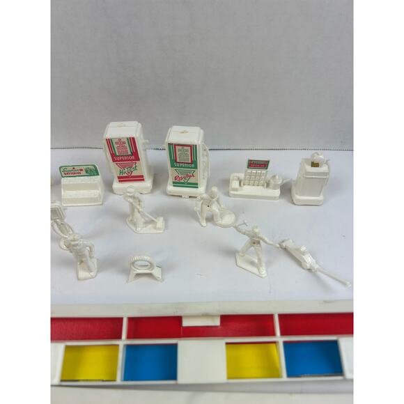 Vintage 1960s Brumberger Tri‑Level Service Station Steel Construction Set w/ Box - Picture 14 of 16